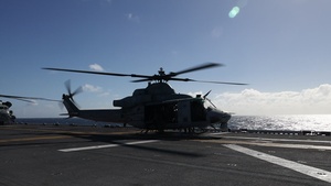 31st MEU | VMM 265 and VMFA 242 conduct flight operations B-Roll
