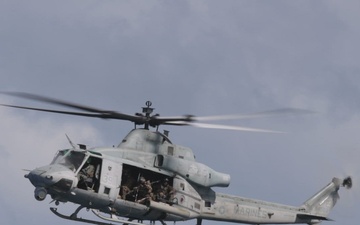 31st MEU | Visit, Board, Search and Seizure exercise B-Roll