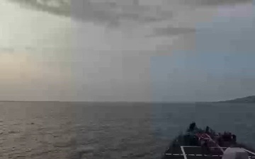 USS Cole Pulls into GTMO