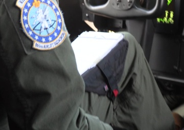 U.S. SOCOM Para-Commandos jump at Fort Wayne Air Show