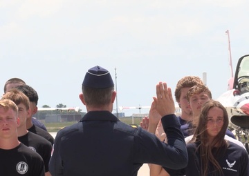 Thunderbirds perform at Fort Wayne Air Show