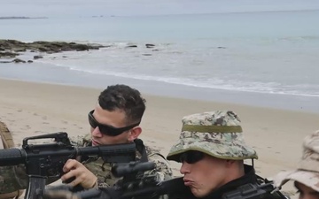 U.S. Marines and Ecuadorian Marine Infantry SMEE