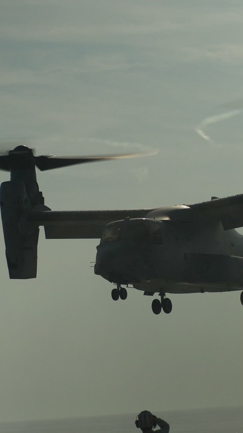 U.S. Marines with VMM-266 conduct qualifications aboard USS New York