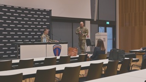 Gen. Christopher Donahue conducts Press Conference at LANDEURO