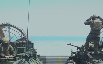 22nd MEU(SOC) | LAR Conducts Amphibious Assault During COMPTUEX