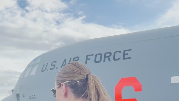 DVIDS - Video - U.S. Air Force F-AIR participants sign jacket