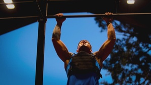 MARINES WORKING OUT