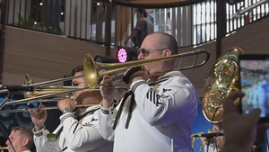 BROLL: 7th Fleet Band plays with Royal Thai Navy band