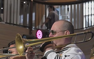 BROLL: 7th Fleet Band plays with Royal Thai Navy band
