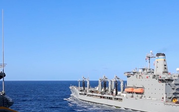 USS Iwo Jima Conducts RAS with USNS Joshua Humphreys