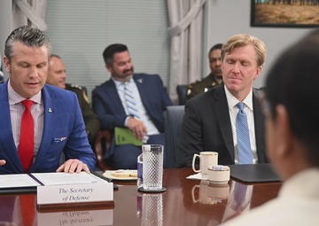 US Philippine Bilateral Discussion