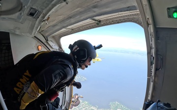 U.S. Army Parachute Team jumps for EAA AirVenture OshKosh