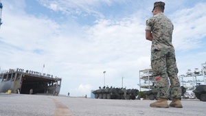 2nd Distribution Support Battalion Assists 2nd AABN’s Well Deck Rehearsal