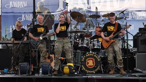 Iowa National Guard’s 42 Romeo plays RAGBRAI main stage