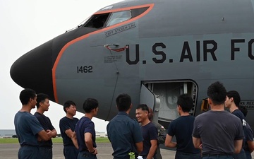 REFORPAC 25: 909th ARS, NAF Atsugi, train on KC-135 emergency procedures B-roll
