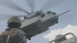 U.S. Marines with HMH-461 and 2nd DSB execute external lifts (B-Roll)