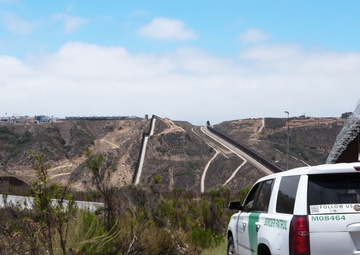 Border Patrol agent patrols Imperial Beach Station AOR