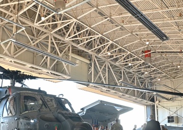 23 Wing changes command B-roll