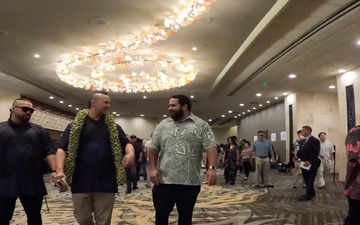 Hawai’i governor, congressman welcome shipyard’s newest tradespeople