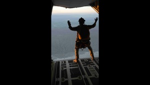 Emerald Warrior 25.2: Air Commandos join partner forces in military free fall