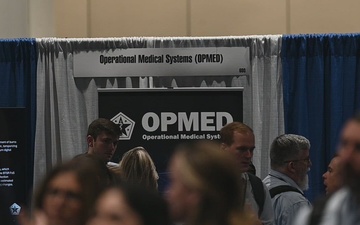 B-Roll of the Operational Medical Systems Program Management Office team during Military Health System Research Symposium