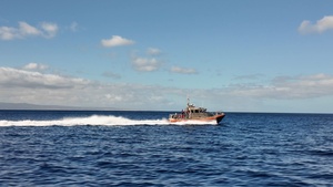 U.S. Coast Guard Station Maui get underway for Lahaina fires memorial