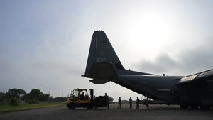 U.S. Air Force and Colombian Aerospace Force partner during international search and rescue exercise