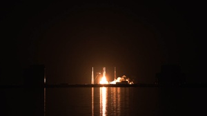 Starlink 10-30 Launches from Cape Canaveral Space Force Station