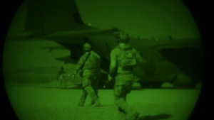 U.S. Air Commandos conduct simulated rescue mission