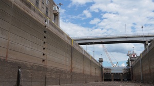 Markland Locks and Dam b-roll 4k 30p