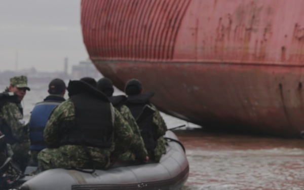 Infantes de Marina del Uruguay perform a boat demonstration