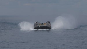 22nd MEU(SOC) | LCAC Onboard Operations Aboard USS San Antonio