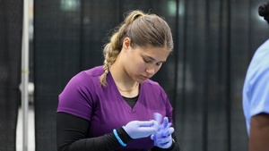 3d Theater Medical Command Soldiers provide dental services during Healthy Broome
