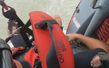 Coast Guard rescues boater after skiff capsizes near Red Fish Bay