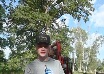 25-1DE Excavation Process