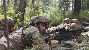 Commando Soldiers Fortify Positions at JRTC