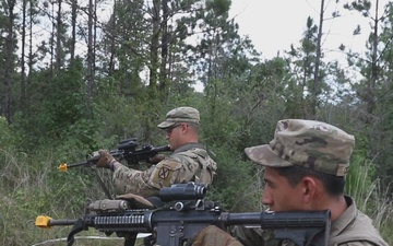 Commando Soldiers Rehearse Tactical Movements at JRTC