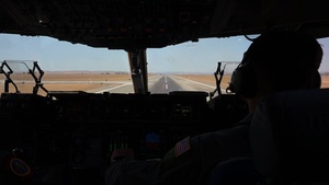 Travis C-17 aircrew perform flight training