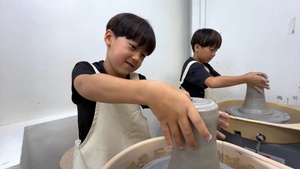 Creative Engagement with the arts program - Japanese Pottery Class