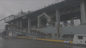 MRF-D 25.3: U.S. Marines and Sailors board USS Miguel Keith