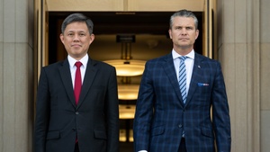 SW Hosts Singaporean Minister for Defense at the Pentagon