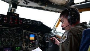 100th ARW refuels 48th FW