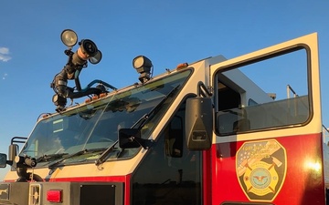 Fort Bliss Firefighters Conduct Live Burn Fire Training with Garrison Commander Participation