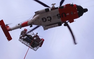 U.S. Coast Guard Air Station Astoria Hoists 80-year-old from Ruby Princess