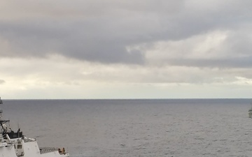 USCGC Waesche (WMSL 751), HMCS Regina conduct gunnery exercise in Bering Sea