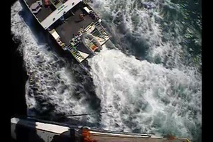 Coast Guard Air Station Houston Medevacs Injured Diver Offshore Galveston, Texas