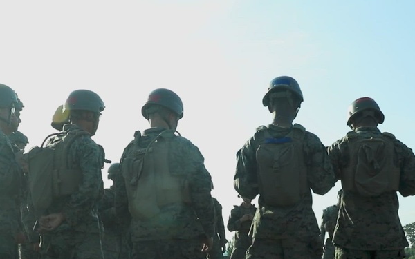 Marines fire 60 mm Mortar