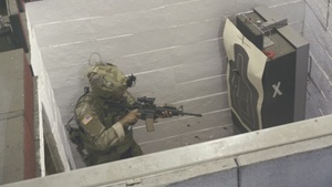5th SFAB Soldiers conduct indoor live fire operations on JBLM