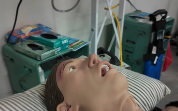 Army Reserve medical officers train with MATTi female manikin