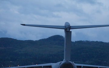 U.S. Marines fly aboard U.K. A400 aircraft to Norwegian Island